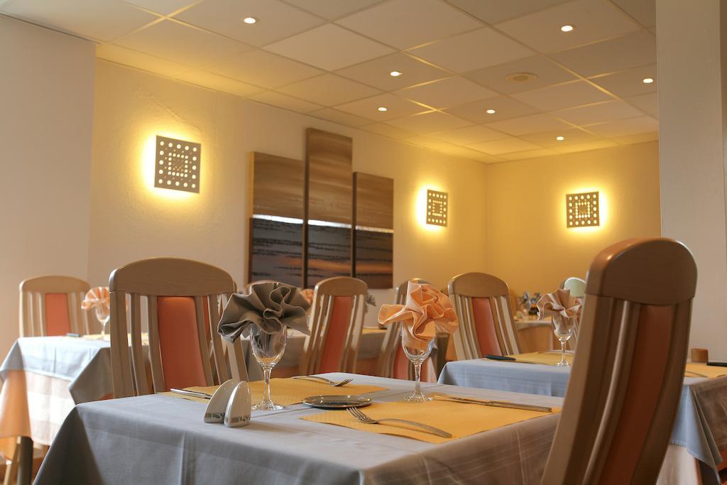 אוז'ני-לה-בן Hotel Le Relais Des Champs מראה חיצוני תמונה