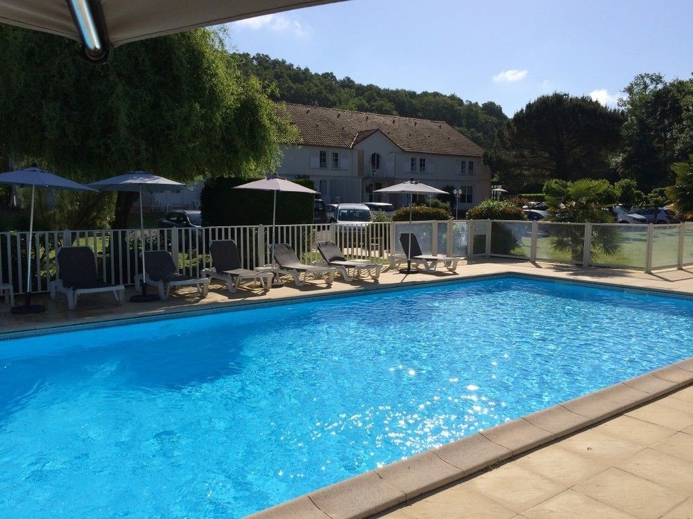 אוז'ני-לה-בן Hotel Le Relais Des Champs מראה חיצוני תמונה