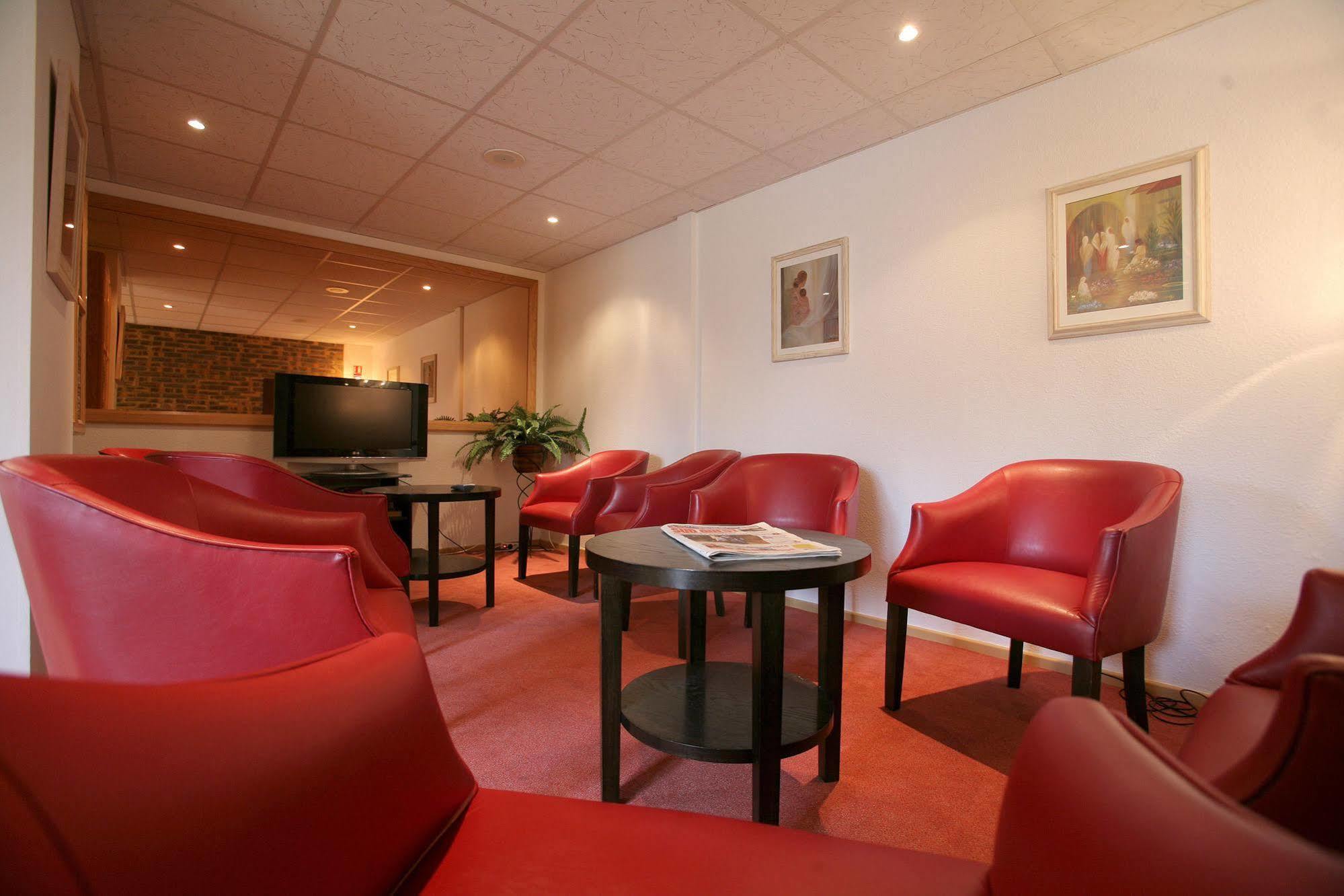 אוז'ני-לה-בן Hotel Le Relais Des Champs מראה חיצוני תמונה