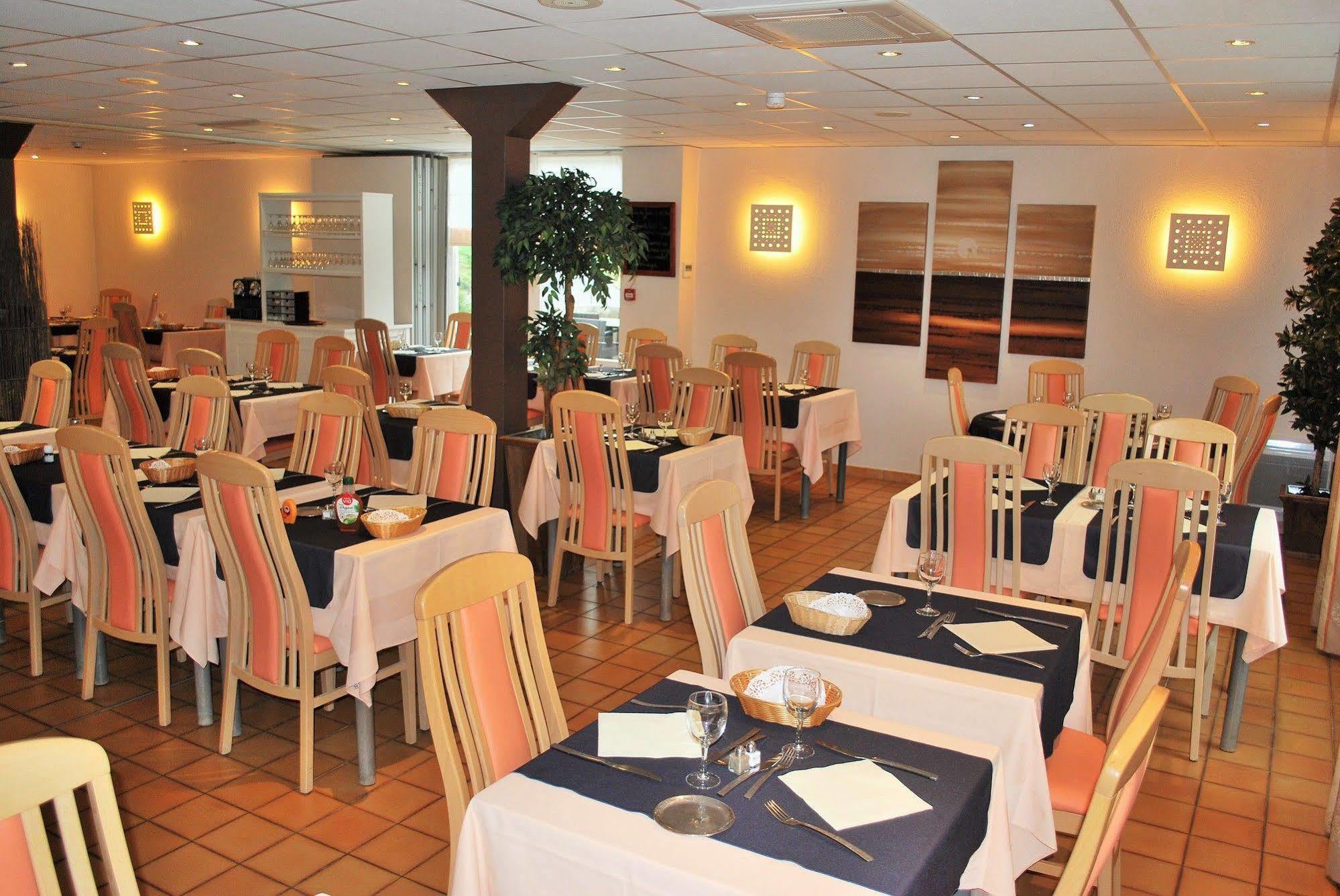 אוז'ני-לה-בן Hotel Le Relais Des Champs מראה חיצוני תמונה