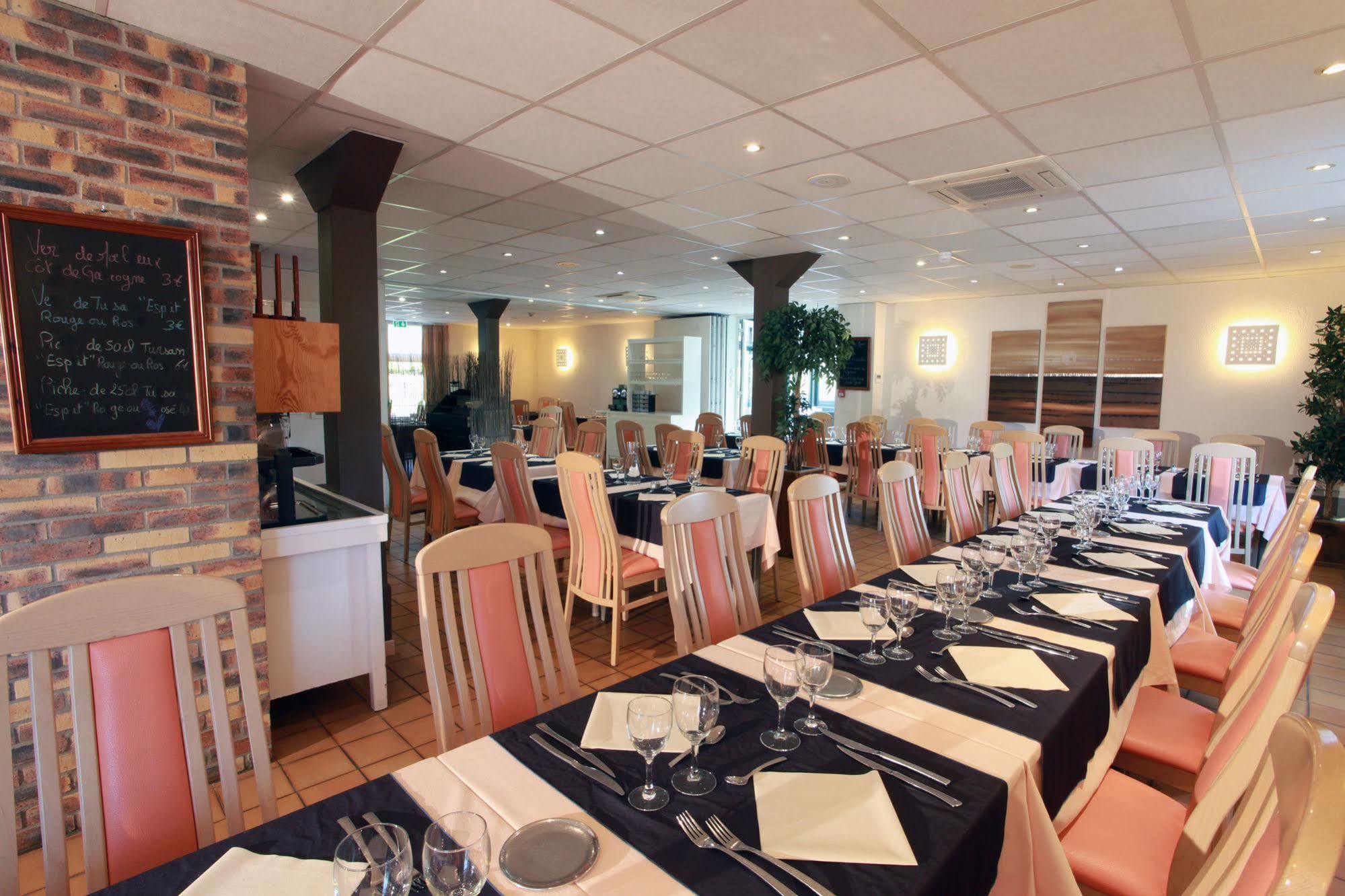 אוז'ני-לה-בן Hotel Le Relais Des Champs מראה חיצוני תמונה