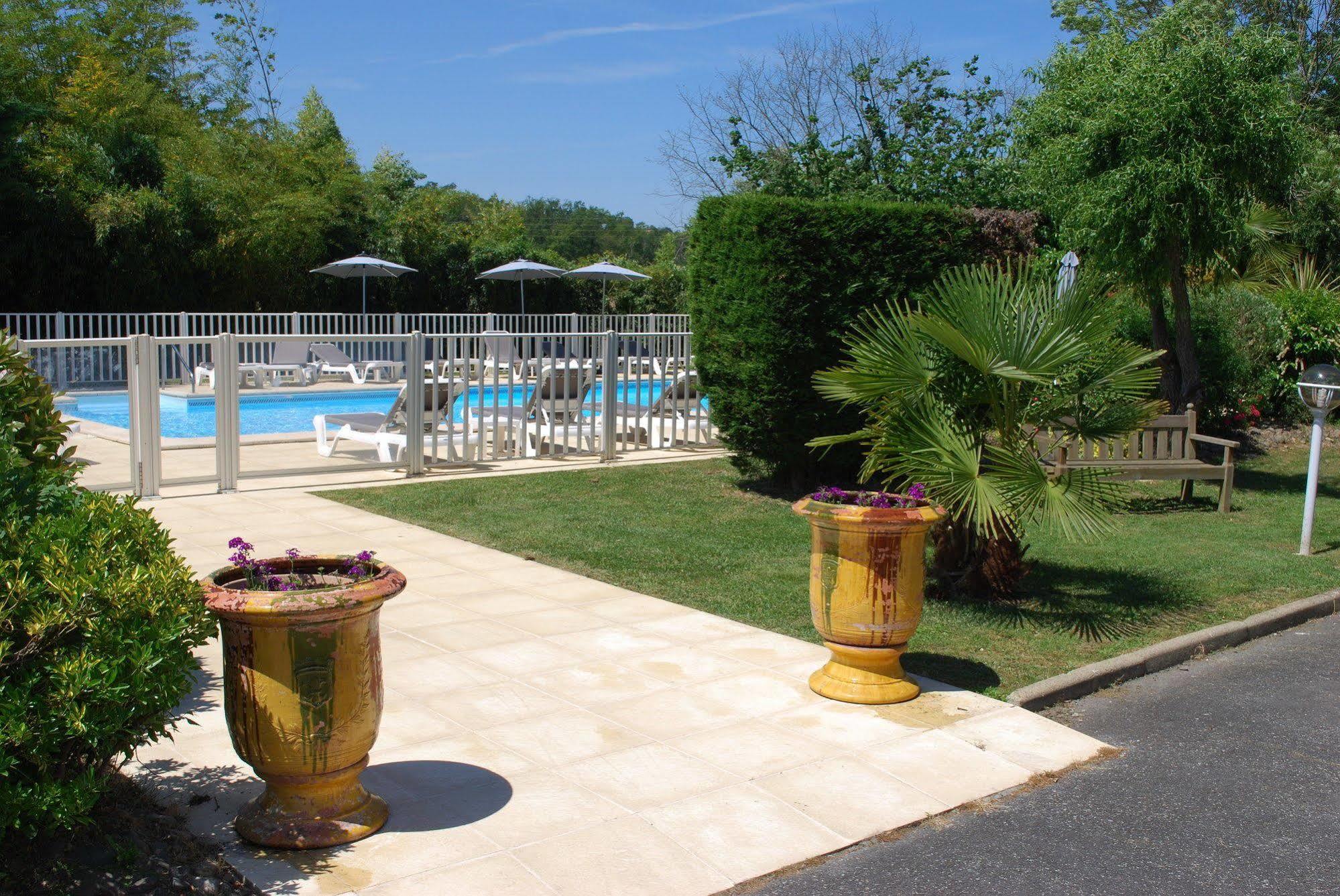 אוז'ני-לה-בן Hotel Le Relais Des Champs מראה חיצוני תמונה